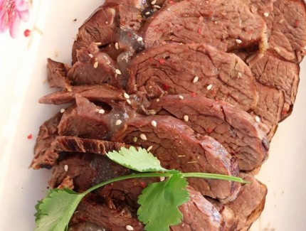 金城老碗【?！繗鉀_天、好“禮”相隨